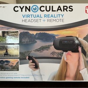 Cynoculars Virtual Reality Headset and Remote